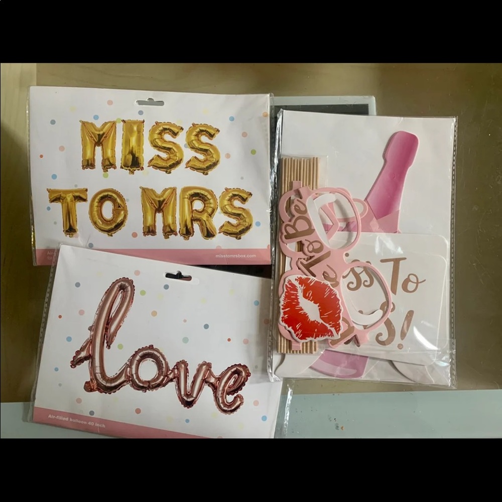 Bridal /Bachelorette Balloons & photobooth props
New, Never Used